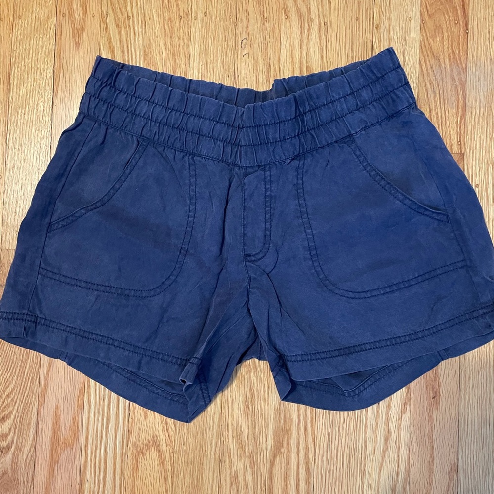 Athleta shorts, size 6